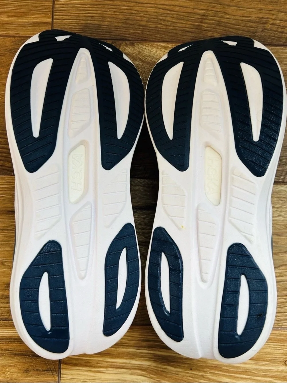 NEW Hoka Skyward Laceless Sneaker Slip On Shoes Men’s 8.5 Varsity Navy